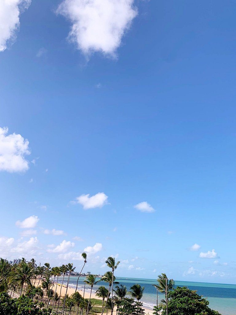 *DBD* Flat à beira mar de Cabo Branco no Atlântico Sul