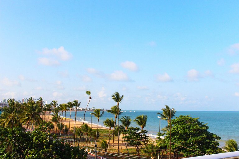 *DBD* Flat à beira mar de Cabo Branco no Atlântico Sul