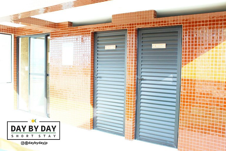 Cayenne by Day by day *403*