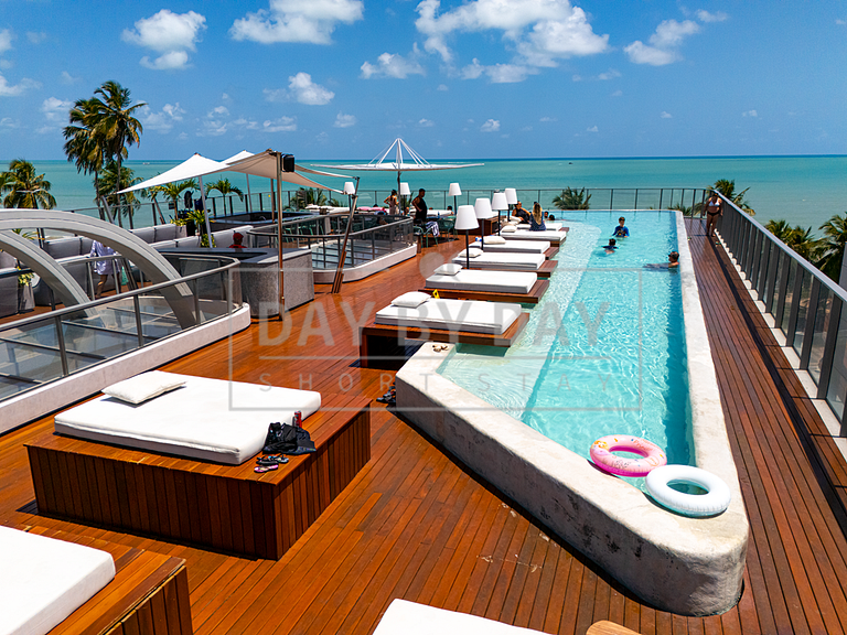 Luxuoso Setai Yacht frente mar Day by Day *437*
