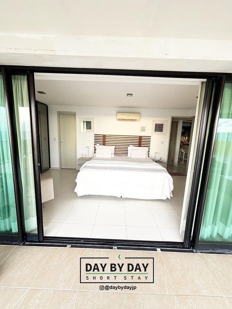 Luxury beachside Penthouse