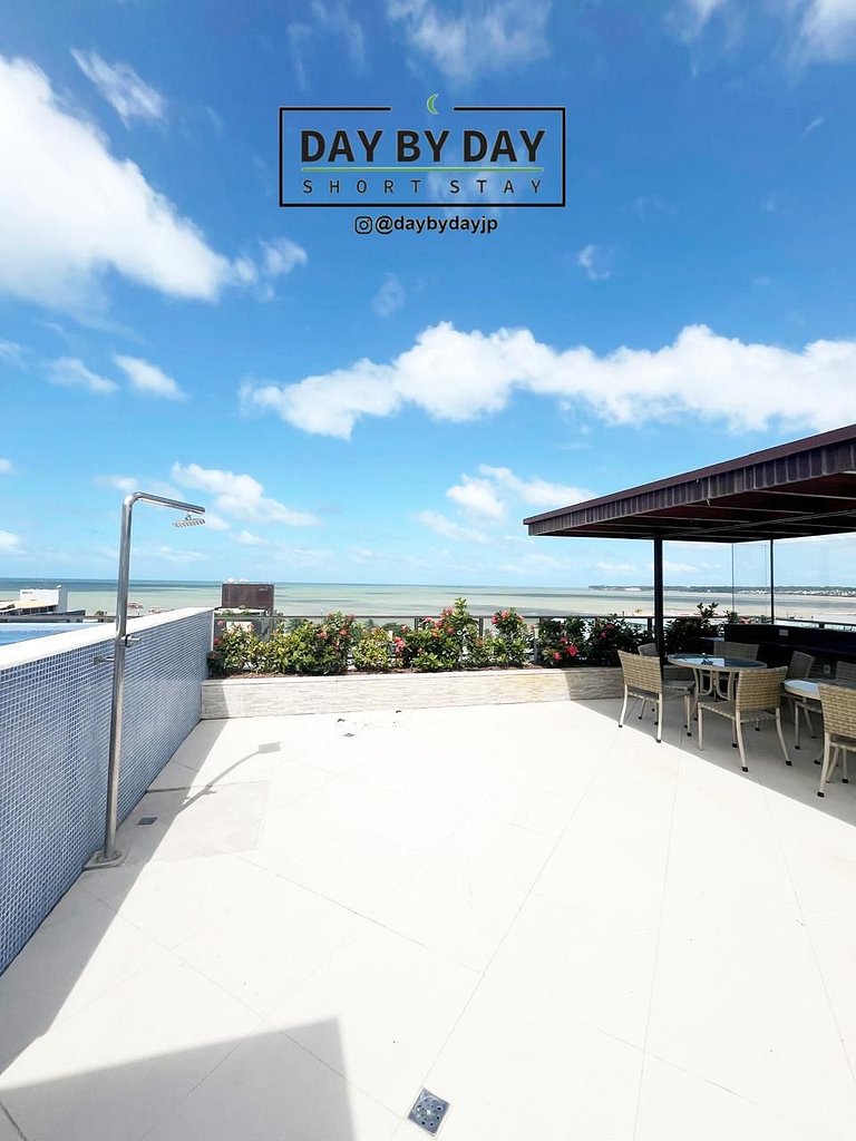 Duplex de luxo com hidro by Day by Day no Atlantis