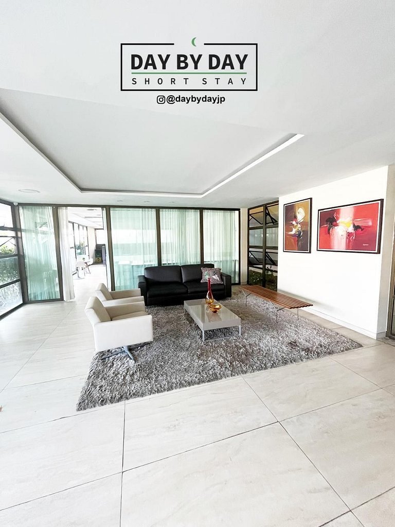 Duplex de luxo com hidro by Day by Day no Atlantis