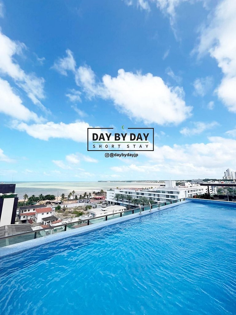 Duplex de luxo com hidro by Day by Day no Atlantis