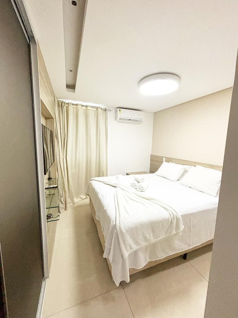 Duplex de luxo com hidro by Day by Day no Atlantis