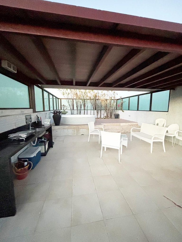 Duplex de luxo com hidro by Day by Day no Atlantis