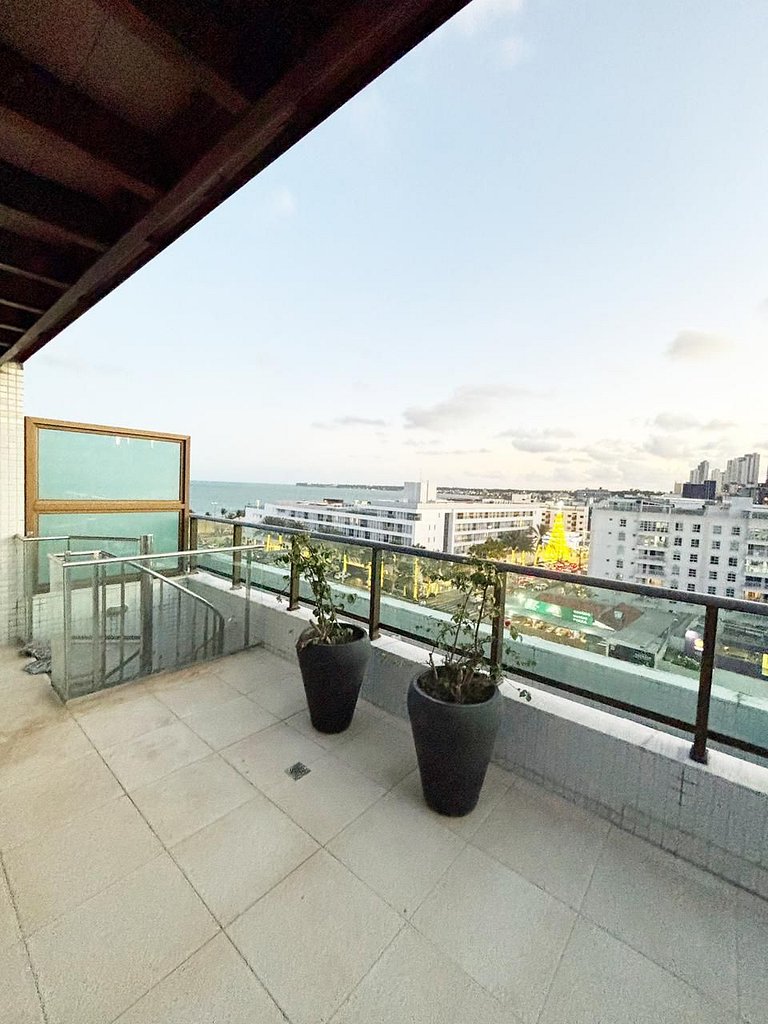 Duplex de luxo com hidro by Day by Day no Atlantis