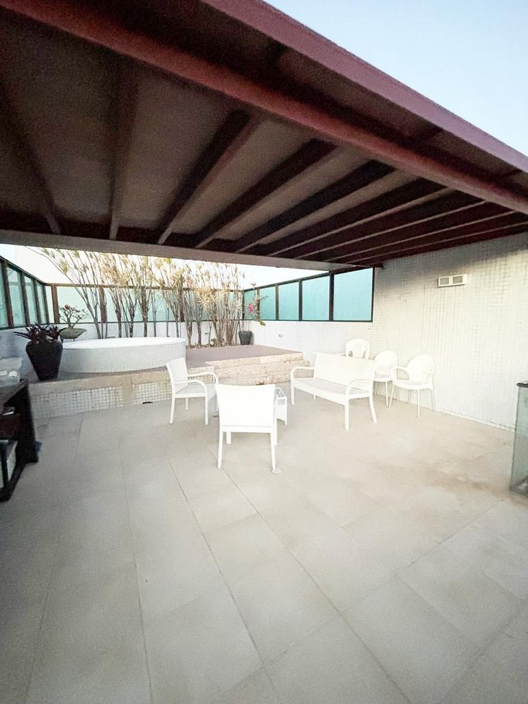 Duplex de luxo com hidro by Day by Day no Atlantis