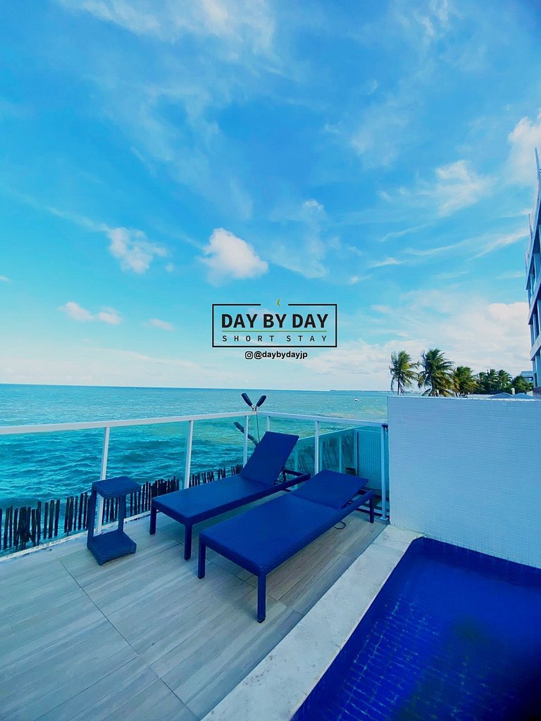 Flamboyant by Day by Day Frente-mar *306*