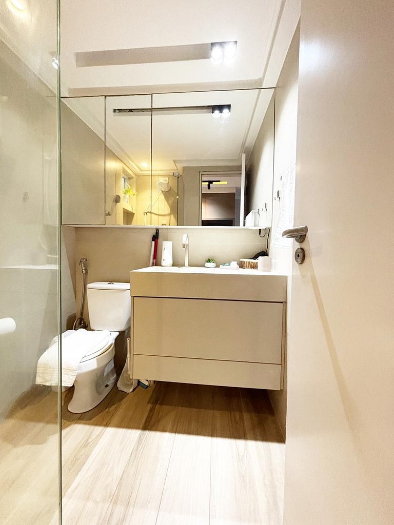 Flamboyant by Day by Day Frente-mar *306*