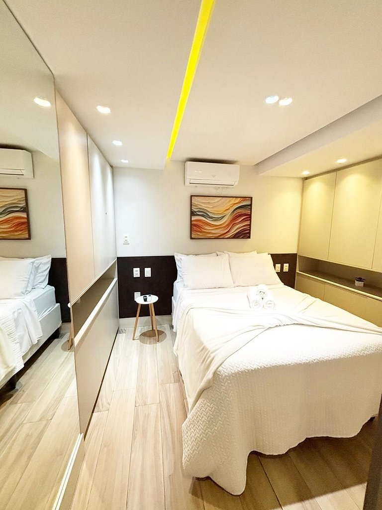 Flamboyant by Day by Day Frente-mar *306*