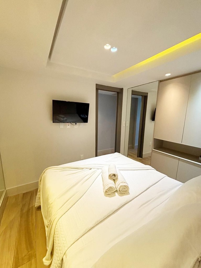 Flamboyant by Day by Day Frente-mar *306*