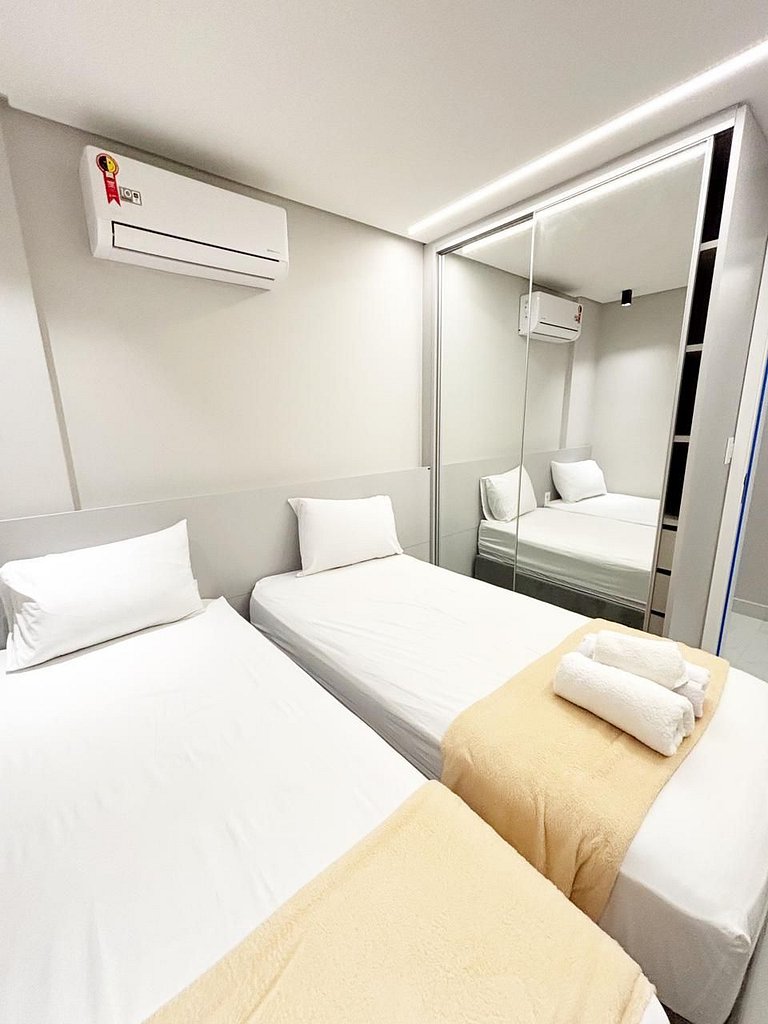 Noa Ponta de Campina by Day by Day *703A*