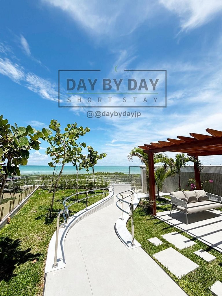 Vivere Resort by Day by Day *603B*